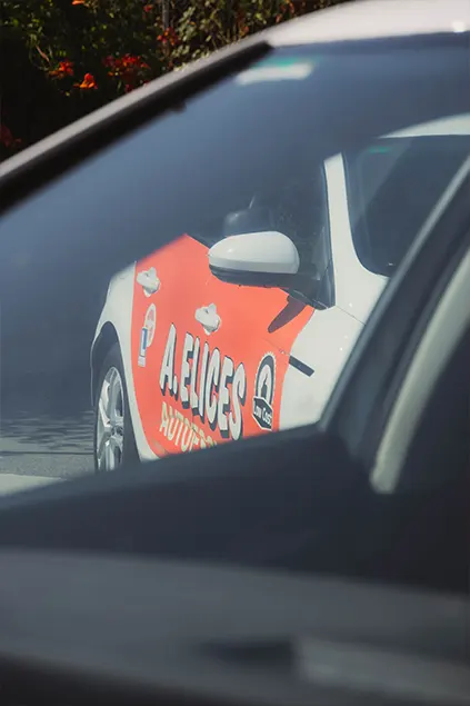 Coche autoescuela Elices
